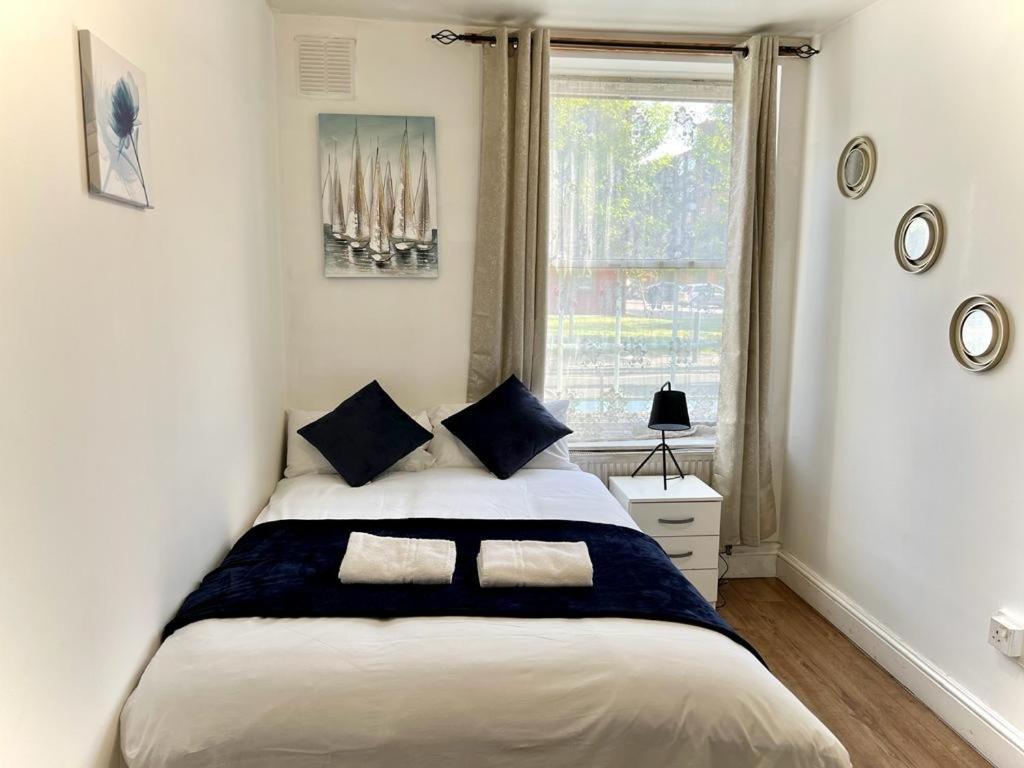 Shadwell Holiday Rooms London Exterior photo